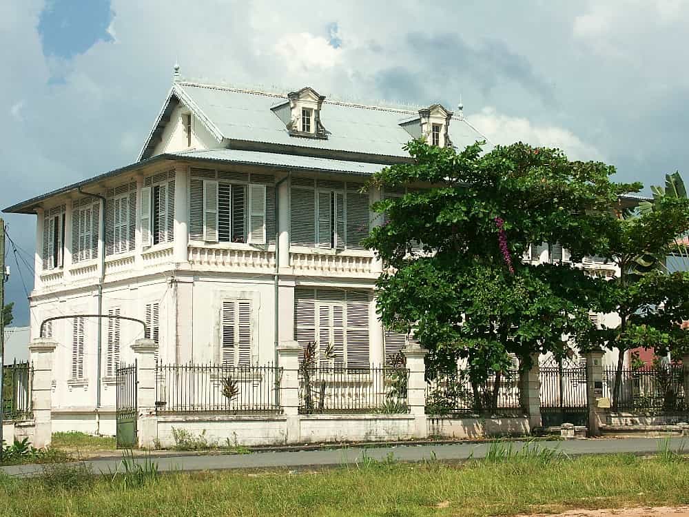 Belle maison coloniale à Saint Laurent du Maroni